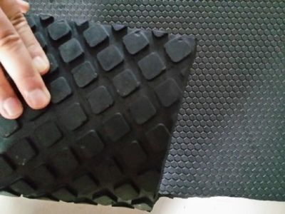 三河长城橡胶生产销售 牛栏垫,可根据客户需求定制不同模具-首商网
